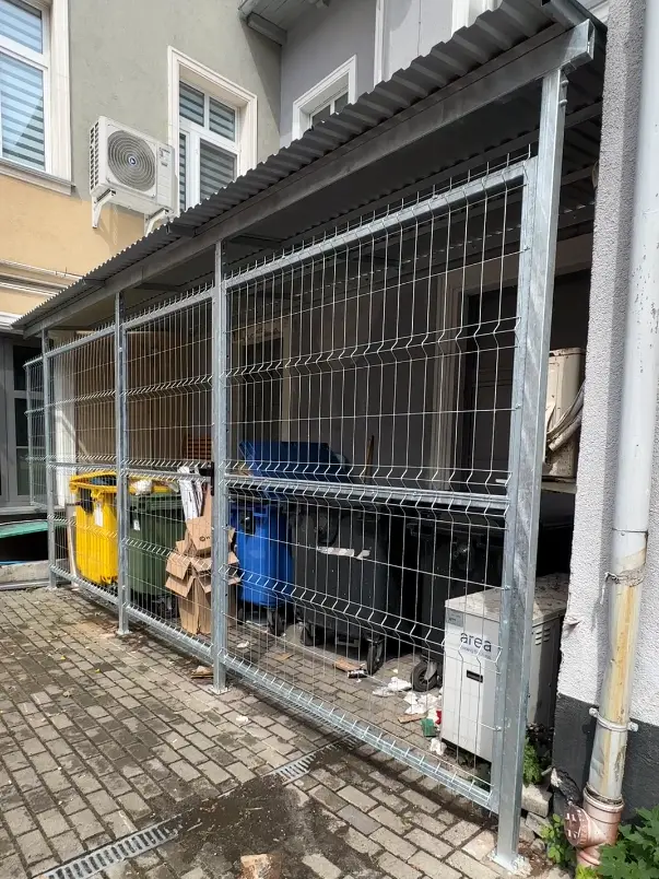 Wiaty i konstrukcje zewnętrzne